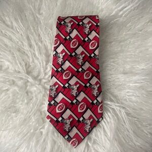 VINTAGE CINCINNATI REDS SILK NECK TIE WITH BALLHEAD MASCOT BY EAGLE NECKWEAR